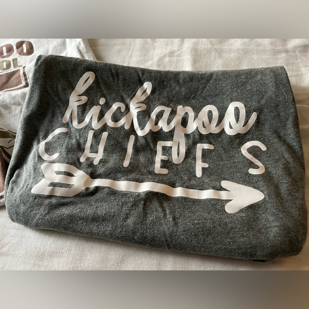 Kickapoo size medium Tees - Picture 3 of 4